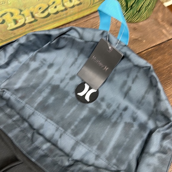 Hurley Backpack Blue Grey Black New with Tags - Picture 2 of 6